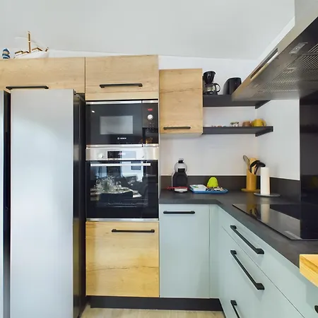 Joli Pour 6, Piscine Chauffee A L'annee 샬레