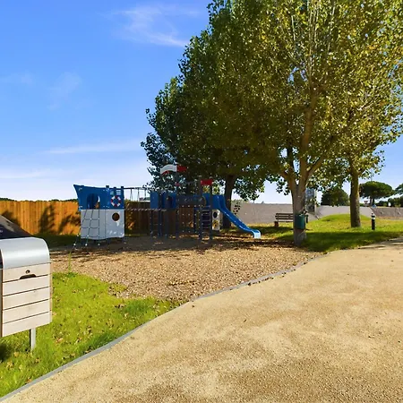 Joli Pour 6, Piscine Chauffee A L'annee סן-ז'יל-קרואה-דה-וי