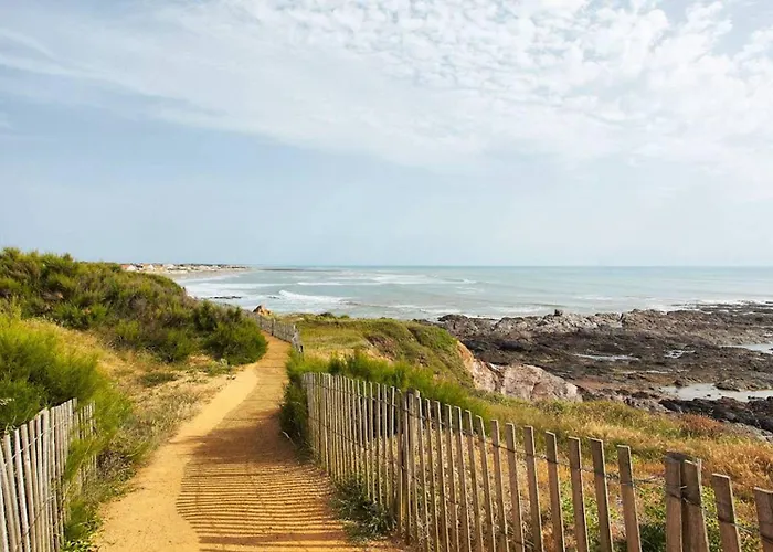 Alpstuga Joli Pour 6, Piscine Chauffee A L'annee Saint-Gilles-Croix-de-Vie