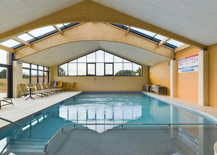 Joli Pour 6, Piscine Chauffee A L'annee Alpstuga